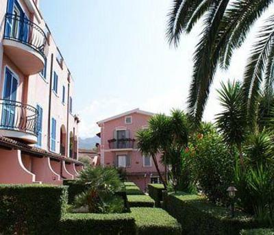 фото отеля Hotel La Tana Maratea