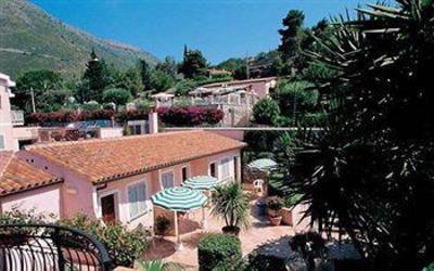 фото отеля Hotel La Tana Maratea