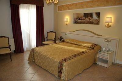 фото отеля Hotel La Tana Maratea