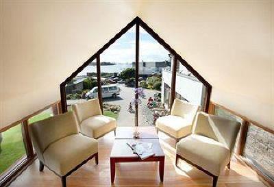 фото отеля Inishbofin House Hotel & Marine Spa