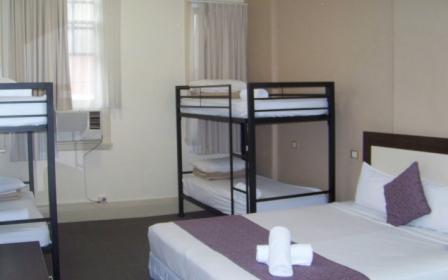 фото отеля Aarons Hotel Sydney Central