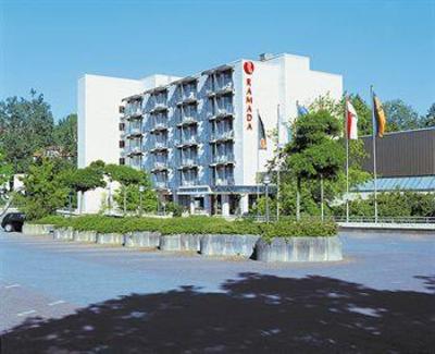 фото отеля Ramada Bad Soden