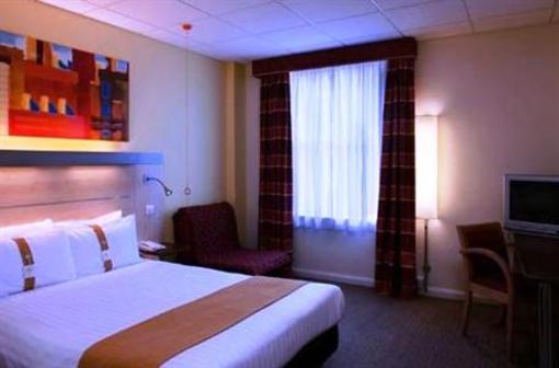 фото отеля Holiday Inn Express - Edinburgh City Centre