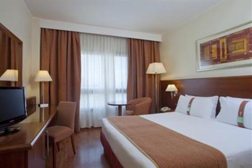 фото отеля Holiday Inn Cagliari
