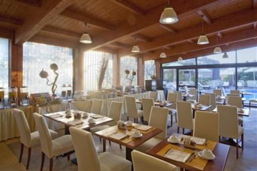 фото отеля Holiday Inn Cagliari