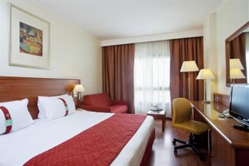 фото отеля Holiday Inn Cagliari
