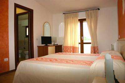фото отеля Hotel Petri Marini Aglientu