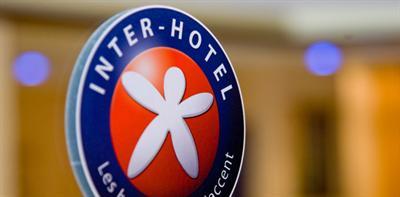 фото отеля Inter Hotel Le Lion D'Or Saint-Brice-en-Cogles