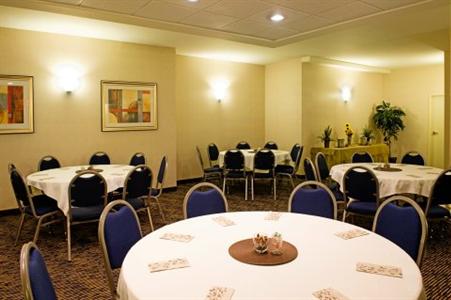 фото отеля Holiday Inn Express Regina South