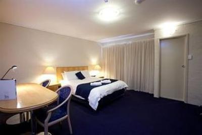 фото отеля All Seasons Canberra Narrabundah