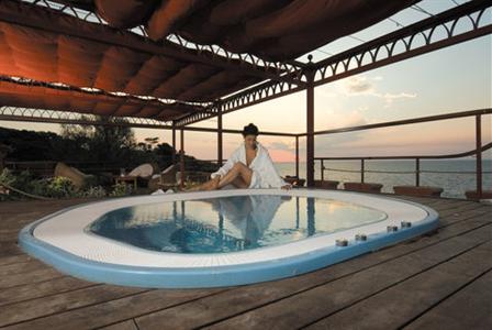фото отеля Mezzatorre Resort and Spa