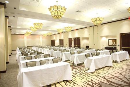 фото отеля Embassy Suites Savannah Airport
