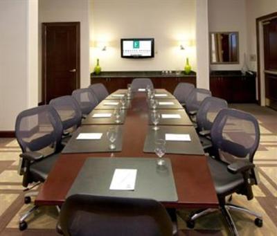 фото отеля Embassy Suites Savannah Airport