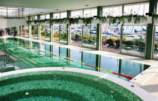 фото отеля Hotel Yacht Club