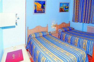 фото отеля Hostal Plaza D'ort