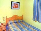 фото отеля Hostal Plaza D'ort