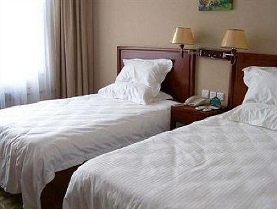 фото отеля Green Tree Inn (Puyang Oil-field Headquarters)