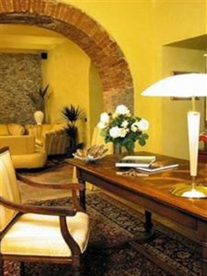 фото отеля Hotel Castiglione Tinella