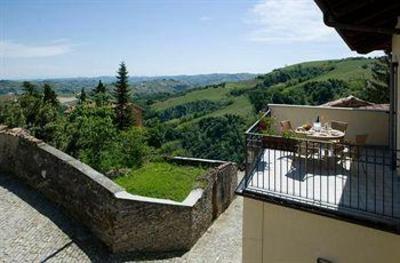 фото отеля Hotel Castiglione Tinella