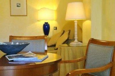 фото отеля Hotel Castiglione Tinella