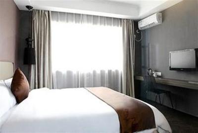 фото отеля Hotel-Zzz Zhongxin