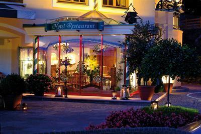 фото отеля Wellnesshotel Tannenhof