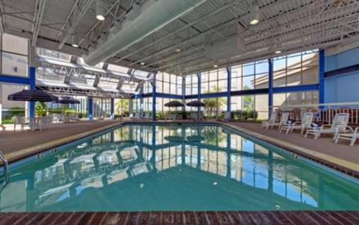 фото отеля Holiday Inn Chicago Elk Grove