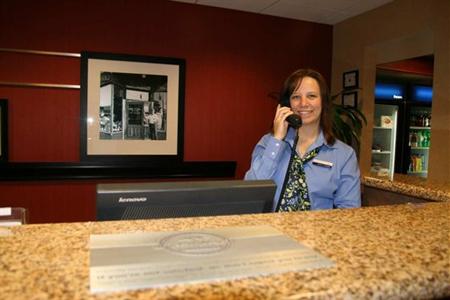 фото отеля Hampton Inn Knoxville-West At Cedar Bluff