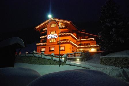 фото отеля Hotel ai Zirmes