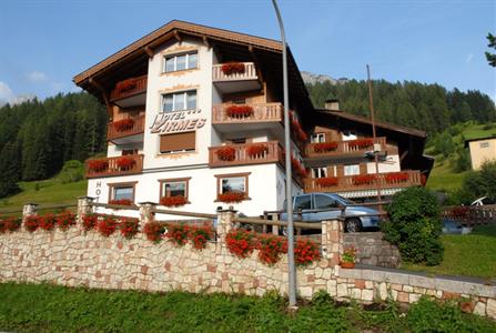 фото отеля Hotel ai Zirmes