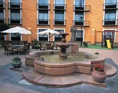 фото отеля Fiesta Inn Queretaro