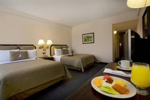 фото отеля Fiesta Inn Queretaro