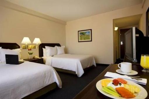 фото отеля Fiesta Inn Queretaro