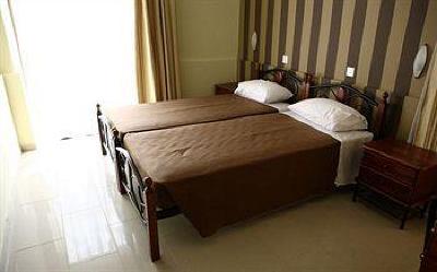 фото отеля Soho Hotel Apartments