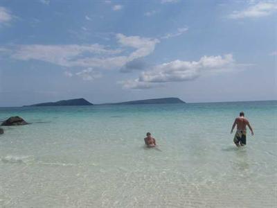 фото отеля Koh Rong Backpackers