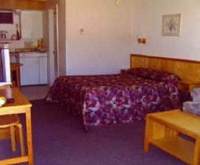 фото отеля Ogopogo Motel