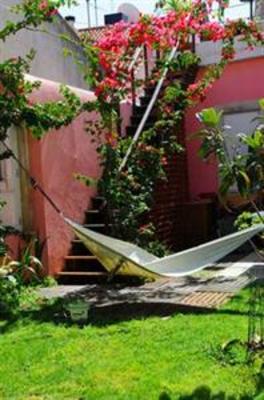 фото отеля Alfama Patio Hostel