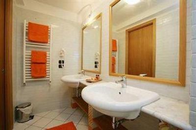 фото отеля Hotel Torre Barbara