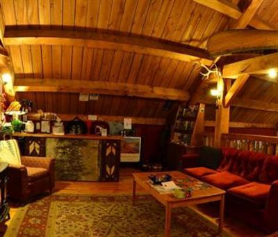 фото отеля Algonquin's Wolf den Bunkhouse n' Cabins