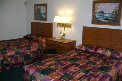 фото отеля Oak Tree Inn Livonia Airline Highway