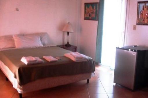 фото отеля Westbay B & B