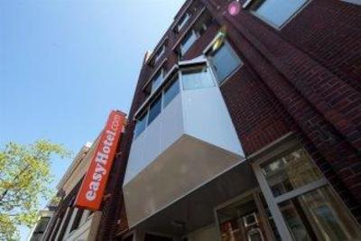 фото отеля easyHotel Den Haag