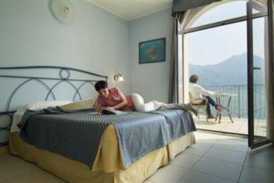 фото отеля Hotel Lovere Resort & Spa
