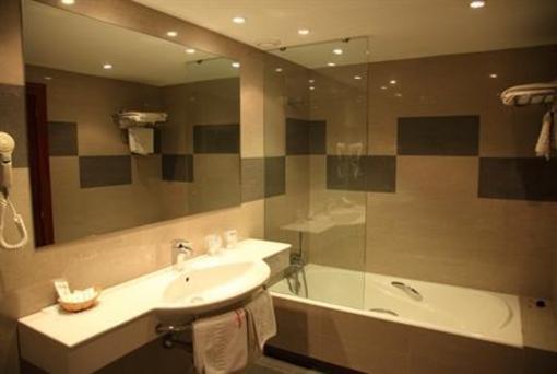 фото отеля Apartamentos Turisticos Cesaraugusta