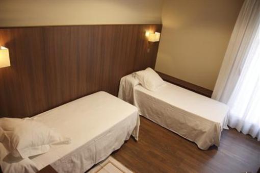фото отеля Apartamentos Turisticos Cesaraugusta