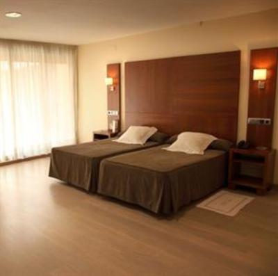 фото отеля Apartamentos Turisticos Cesaraugusta