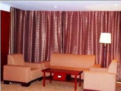 фото отеля Hollyear Hotel Xinhua