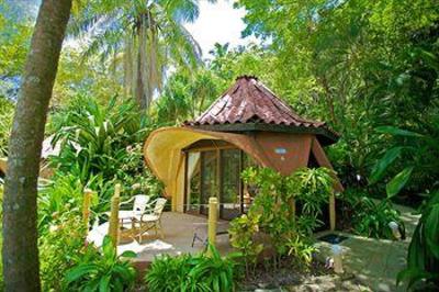 фото отеля Ylang Ylang Beach Resort