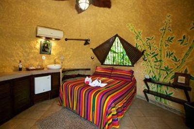 фото отеля Ylang Ylang Beach Resort