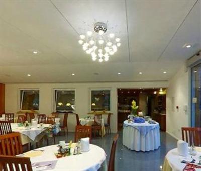 фото отеля Familienhotel Alpenhof